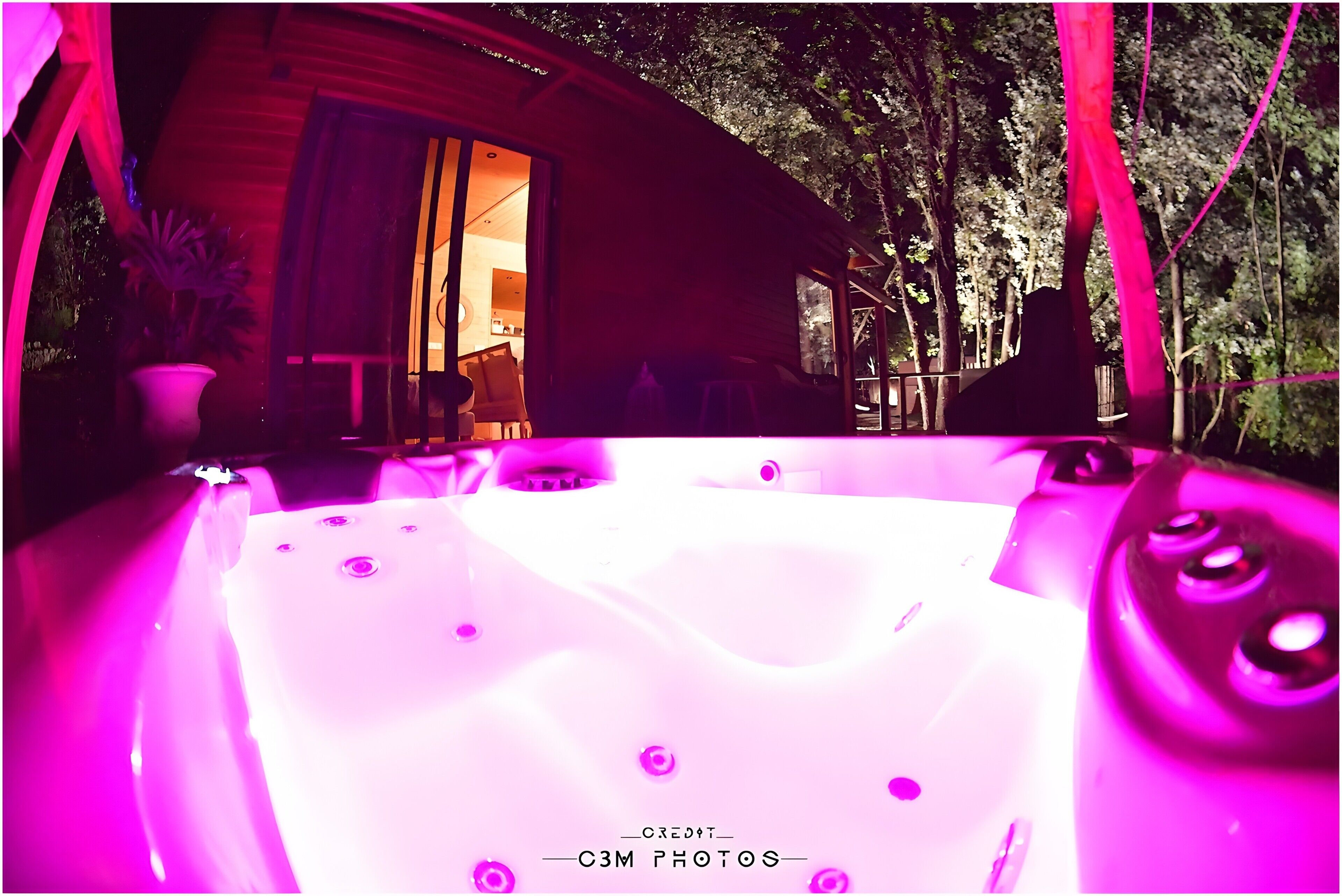 Bain à remous extérieur