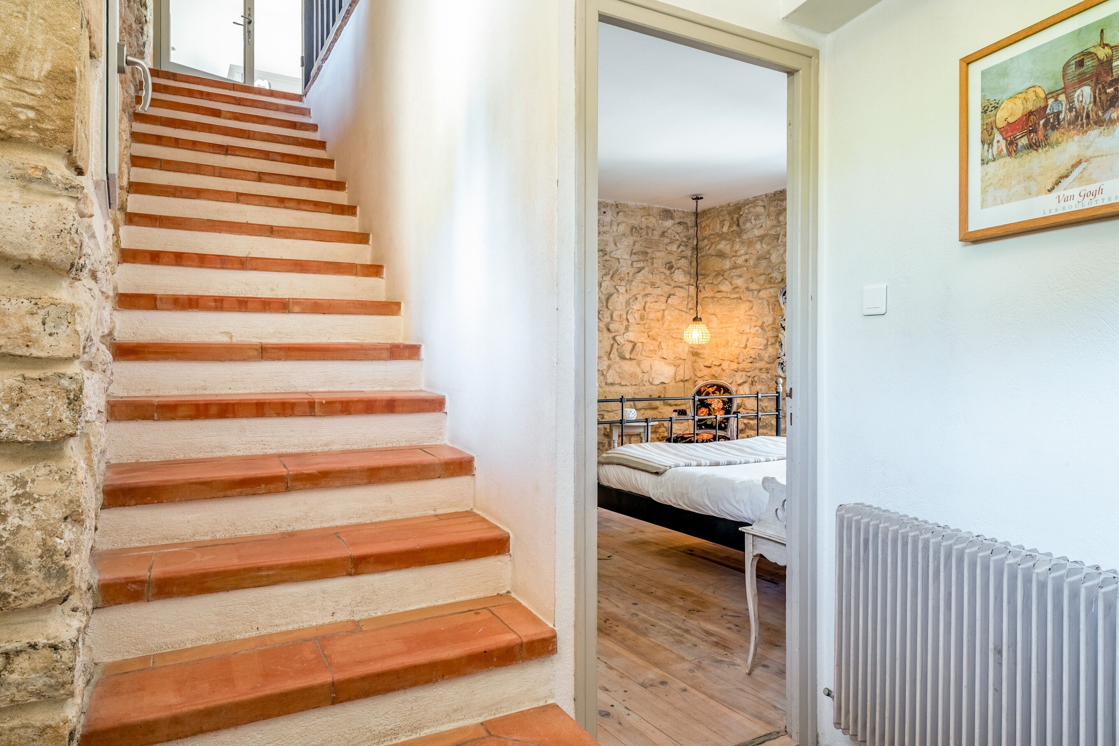 3 chambres, fer et planche à repasser, Wi-Fi, draps fournis