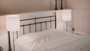 StrykjÀrn/strykbrÀda, wi-fi och sÀngklÀder