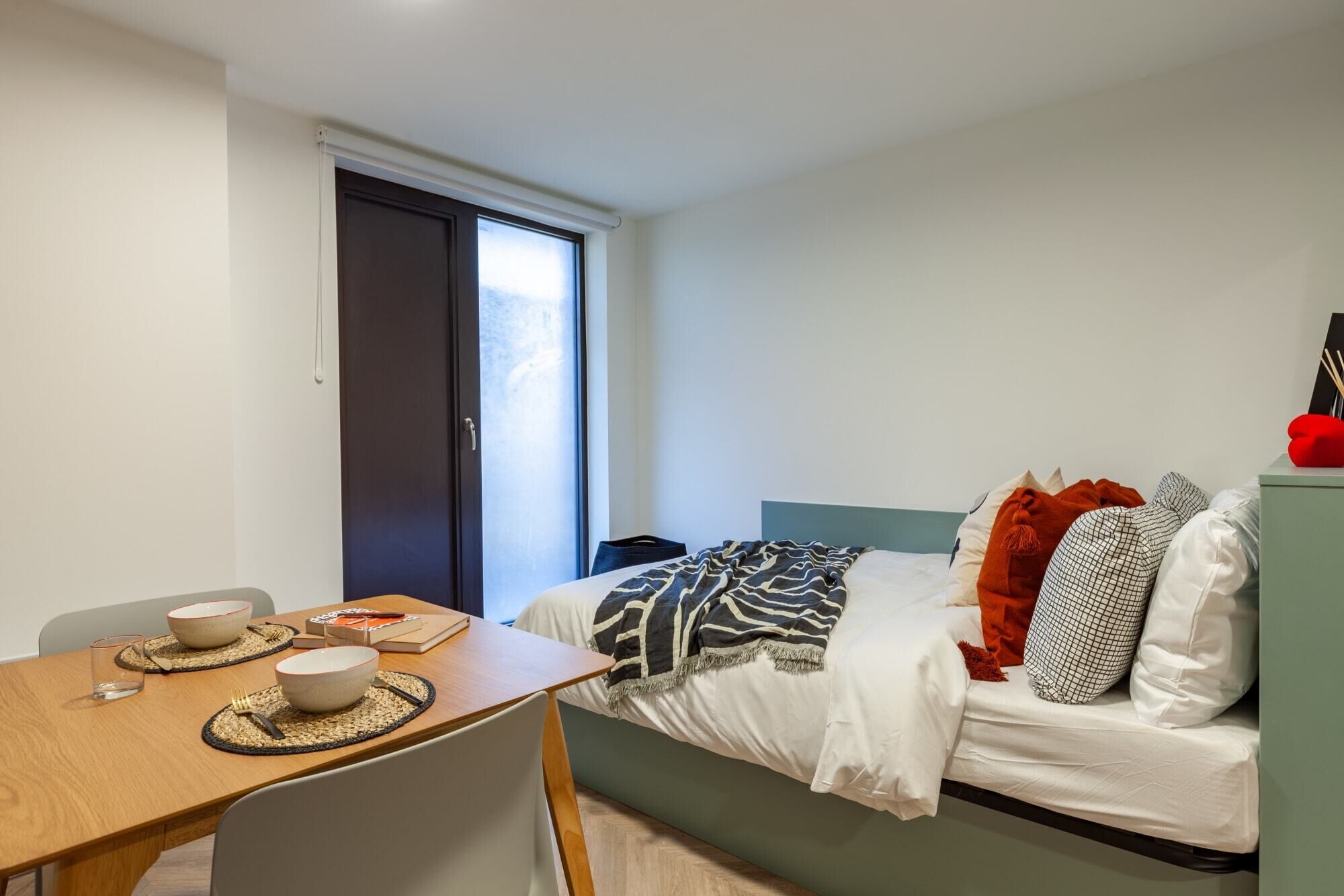 Studio, Non Smoking | Iron/ironing board, free WiFi