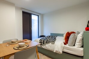 Estúdio, para não fumantes | Ferros/tábuas de passar roupa, Wi-Fi de cortesia