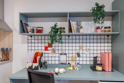 Student Only The Brook