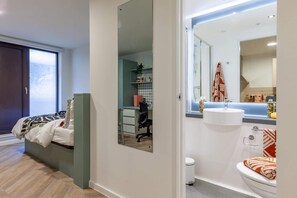 Studio, Non Smoking | Bathroom - Student Only The Brook (Bath)