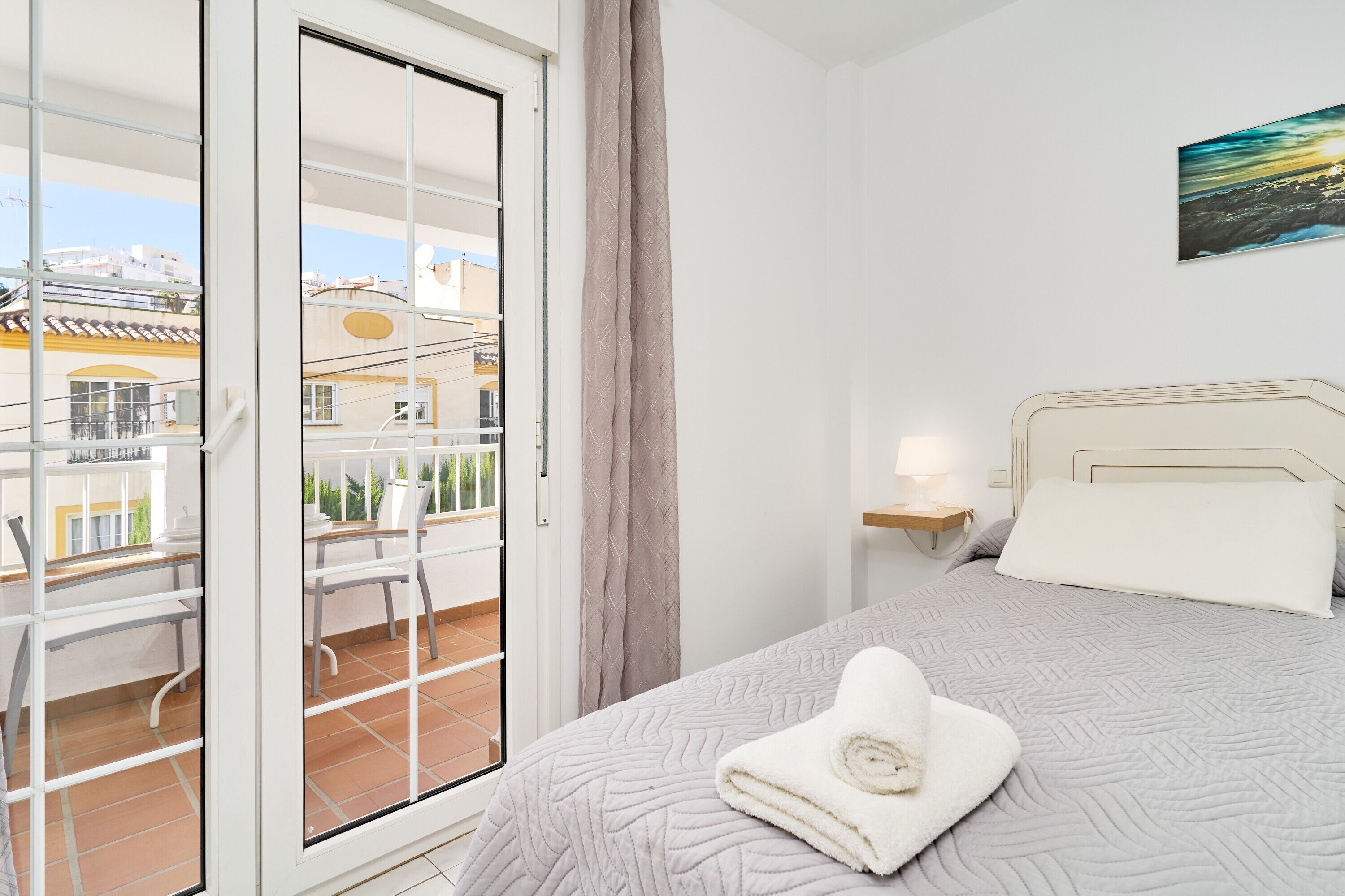 Strykjärn/strykbräda, wi-fi och sängkläder