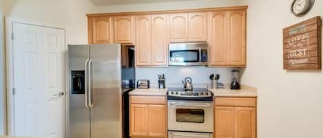 Apartment (3 Bedrooms) | Private kitchen