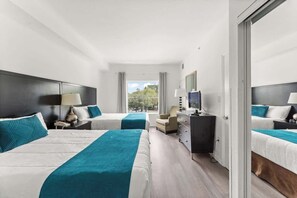 1 chambre, rideaux occultants, fer et planche à repasser, lit parapluie