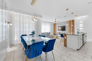 Vila (4 Bedrooms) | Opções para refeição