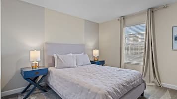 Villa (4 Bedrooms) | 4 soverom, skrivebord for bærbar PC og blendingsgardiner