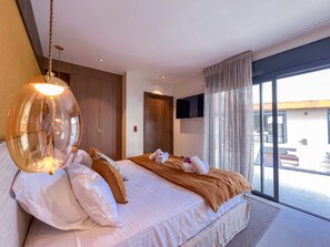 4 slaapkamers, een strijkplank/strijkijzer, gratis wifi, beddengoed