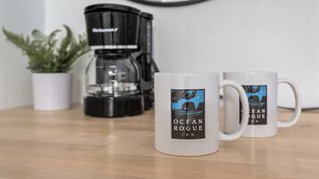 Kaffee und/oder Kaffeemaschine