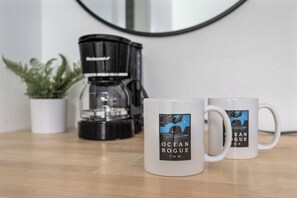 Kaffee und/oder Kaffeemaschine