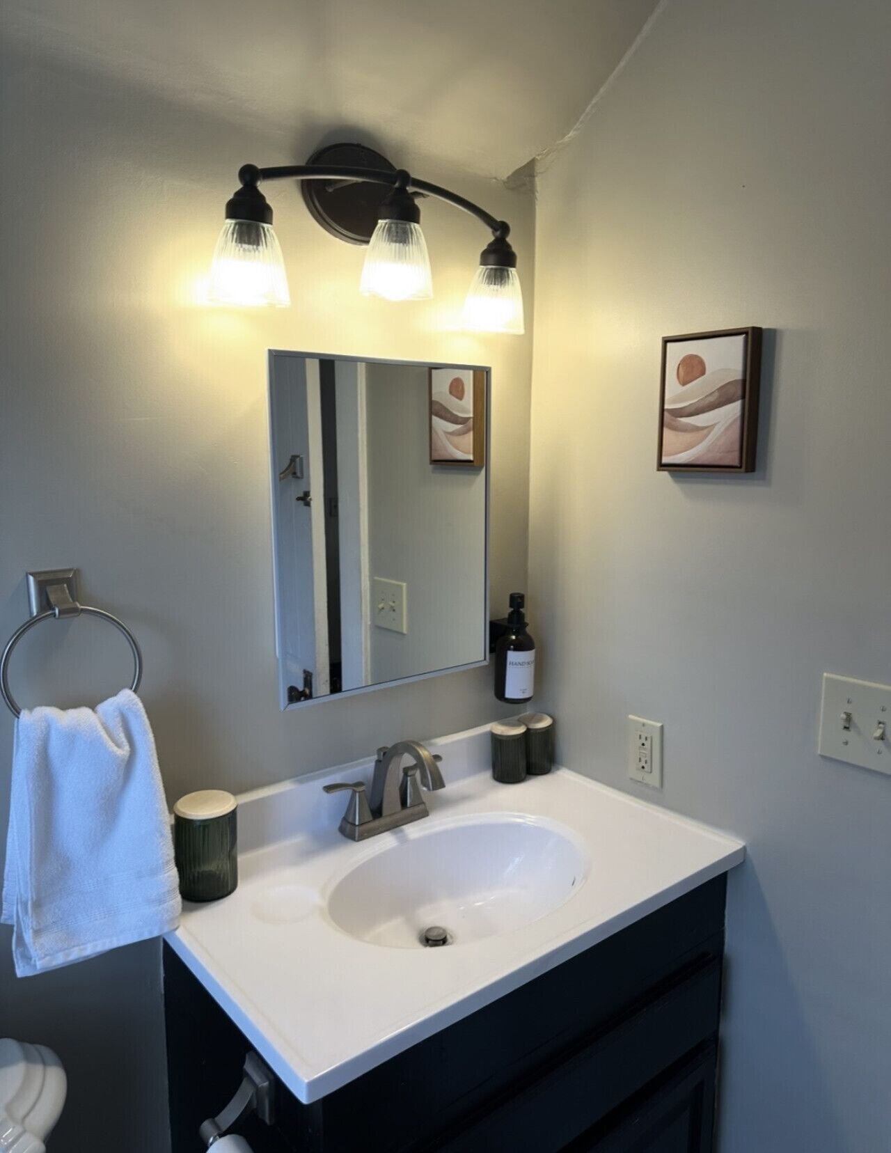 Hårføner, håndklær, såpe og sjampo