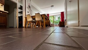 Uklassifisert bilde, 4 av 21, knapp