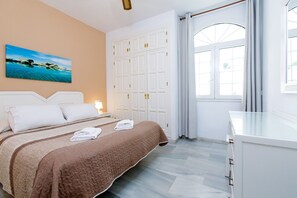 アイロン / アイロン台、WiFi、ベッドシーツ