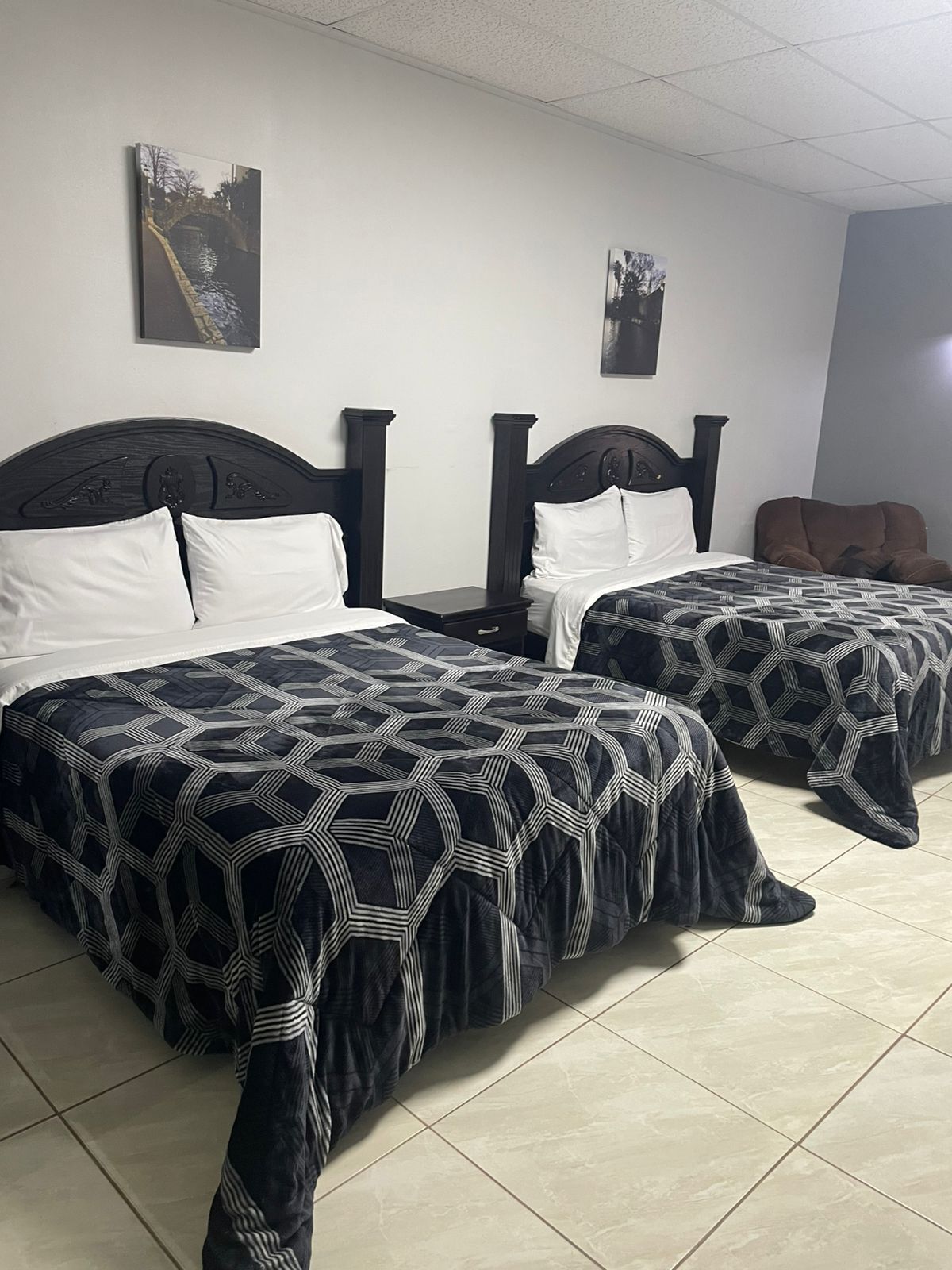 ファミリー ダブルルーム | WiFi (無料)