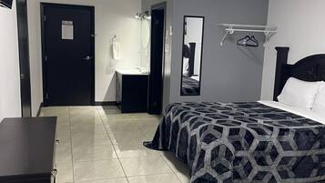 Family Double Room | Free WiFi