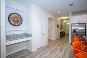 Interior - Home 6BR - Prime Location (Kissimmee)