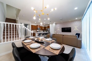 Interior - Premium 5-bed Townhome, Themed, Perfect Location (Kissimmee)