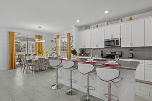 Interior - Fully Themed 6bed Fantasy Escape Near Disney (Kissimmee)