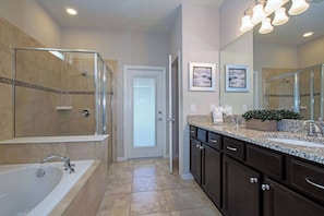 Interior - Home 8 Bdrm at Windsor Westside With Top Amenities (Kissimmee)