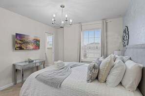 House (Multiple Bedrooms)