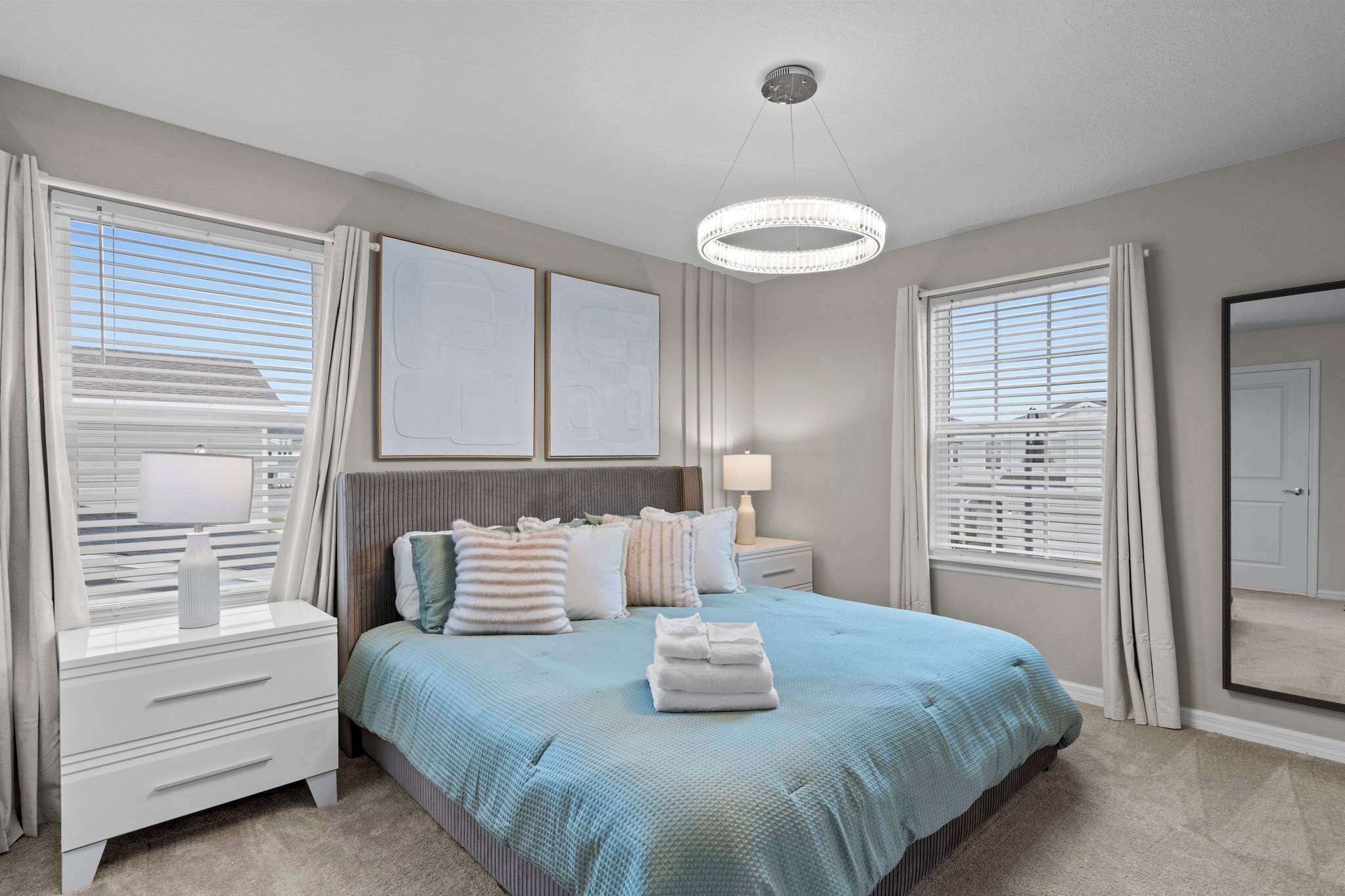 House (Multiple Bedrooms) | 7 bedrooms, laptop workspace, blackout drapes, iron/ironing board