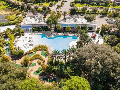 Comfortable Vacation Home up to 10 People