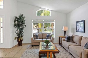 Interior - Game Room Plus Private Pool 4BR Disney Area (Kissimmee)