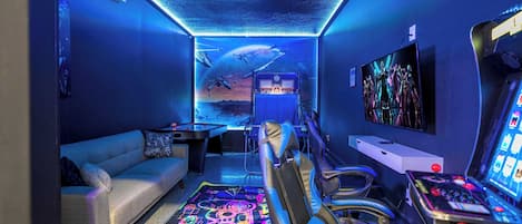 單棟房屋 (6 Bedrooms) | 遊戲室