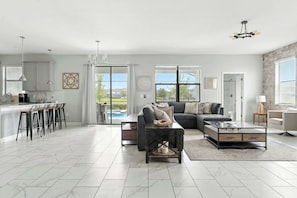 Interior - Luxury Decor 6BR at Storey Lake Sleeps 16 (Kissimmee)