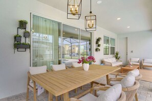 Interior - Epic 10br Solara Retreat, Themed Fun & Pool (Kissimmee)