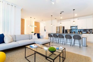 Interior - Chic Modern, Themed Bedrooms, Private Pool (Kissimmee)