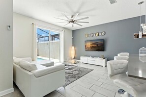 Bathroom - Comfort Stay With Pool Near Attractions (Kissimmee)