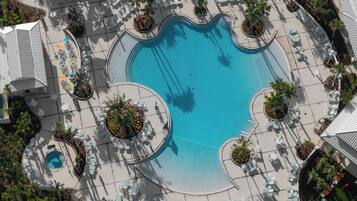 2 outdoor pools