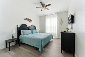 Interior - Resort Condo 3BR - Pool, Balcony, Near Disney (Kissimmee)