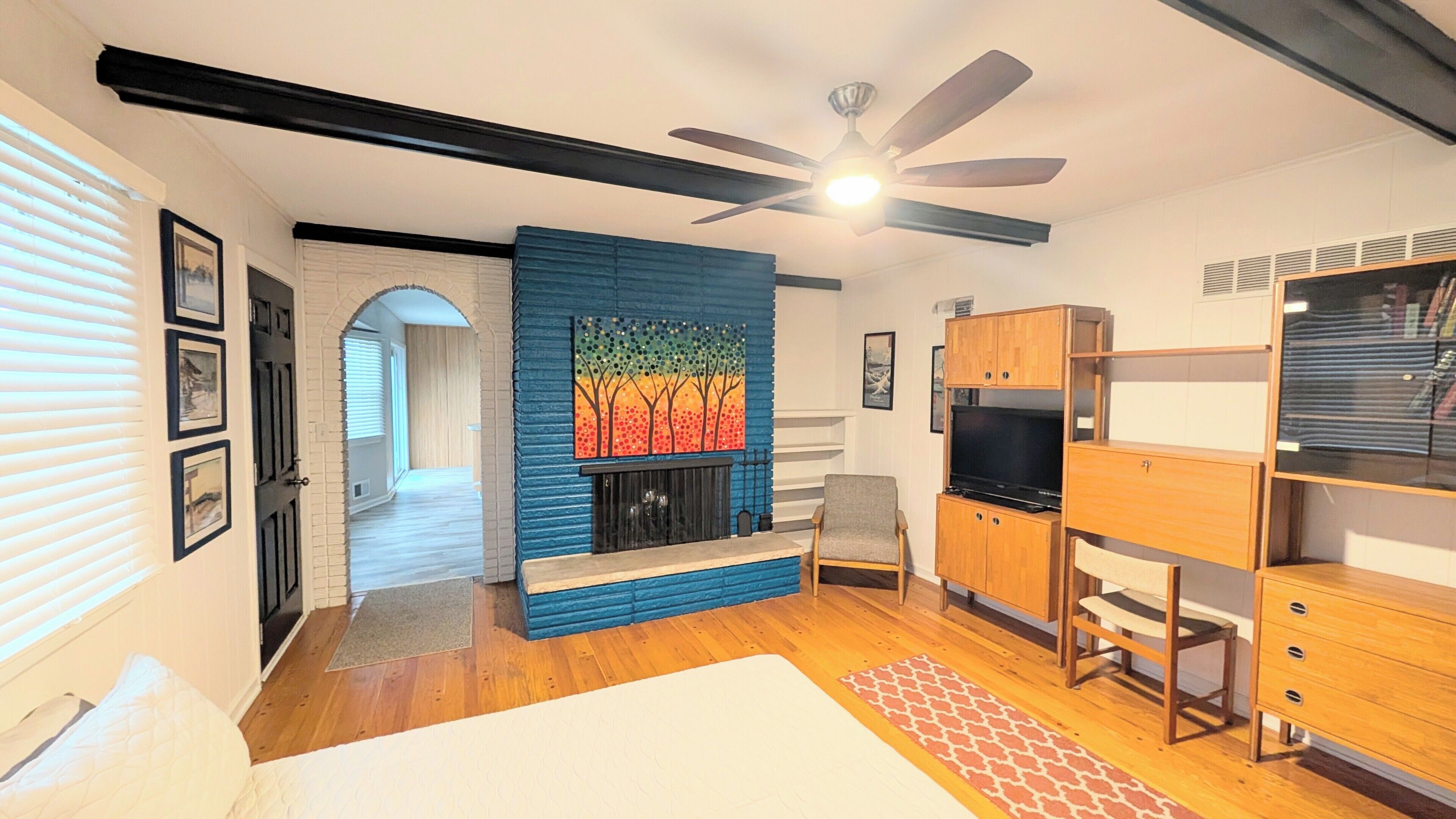 4 bedrooms, free WiFi, bed sheets, wheelchair access