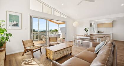 Scarp n Sea – Sauna, Views & Serene Coastal Escape