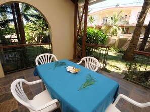 Standard Apartment, Balcony, Garden View | Terrace/patio - villaspingouin (Blue Bay)
