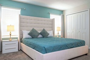 Interior - Storey Lake Home, Mickey & Minions Beds, Sleeps 12 (Kissimmee)