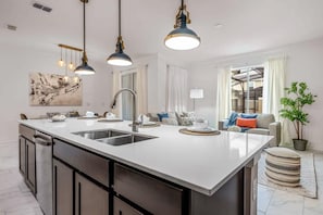 Interior - Stunning Themed Home, Private Pool, Ideal Location (Kissimmee)