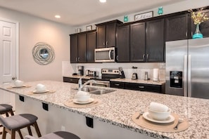 House (6 Bedrooms) | Private kitchen - Ultimate Resort Retreat, Stunning 6-bedroom Haven (Kissimmee)