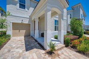 Interior - Ultimate Resort Retreat, Stunning 6-bedroom Haven (Kissimmee)