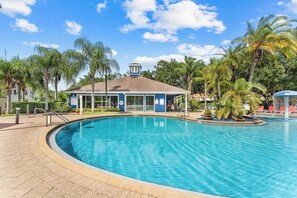 Interior - Welcoming 4 BR Sleeps 10 Guests (Kissimmee)