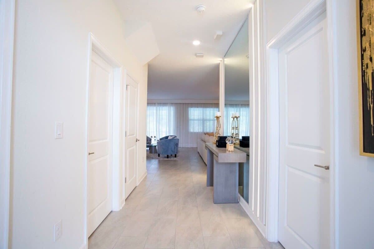 House (6 Bedrooms) | Private kitchen | Microwave, oven, highchair, blender