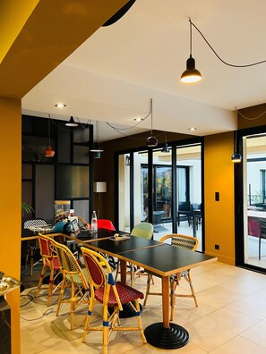 Dining - Villa - Luxury Balazuc Apartment with Private Pool, Wi-Fi & Air Conditioning (Balazuc)