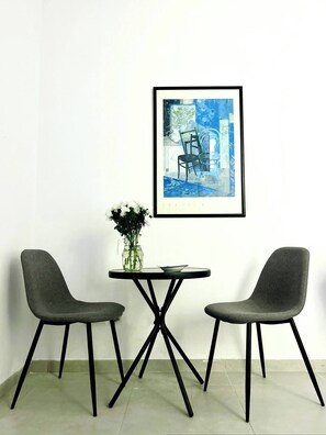 Dining - Ground floor 1 bdroom aprt (Sliema)