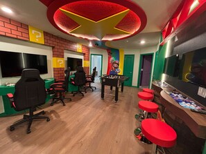 Games room - Last Minute Disney Getaway! Luxury Villa with Private Pool, Game Room & Themed Bedrooms. Book Now! #138193 (Orlando)