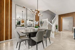Dining - Last Minute Disney Getaway! Luxury Townhouse with Private Pool. Book Now! #147181 (Orlando)