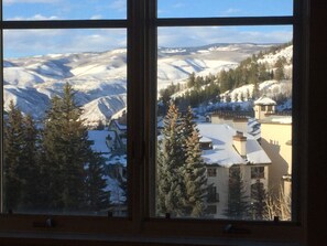 Interior - HYATT MOUNTAIN LODGE FABULOUS SKI IN/OUT 2 BR/2 BA PENTHOUSE AT BEAVER CREEK (Beaver Creek)