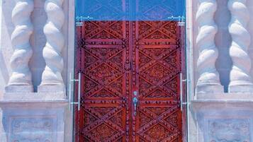 Fachada de la propiedad